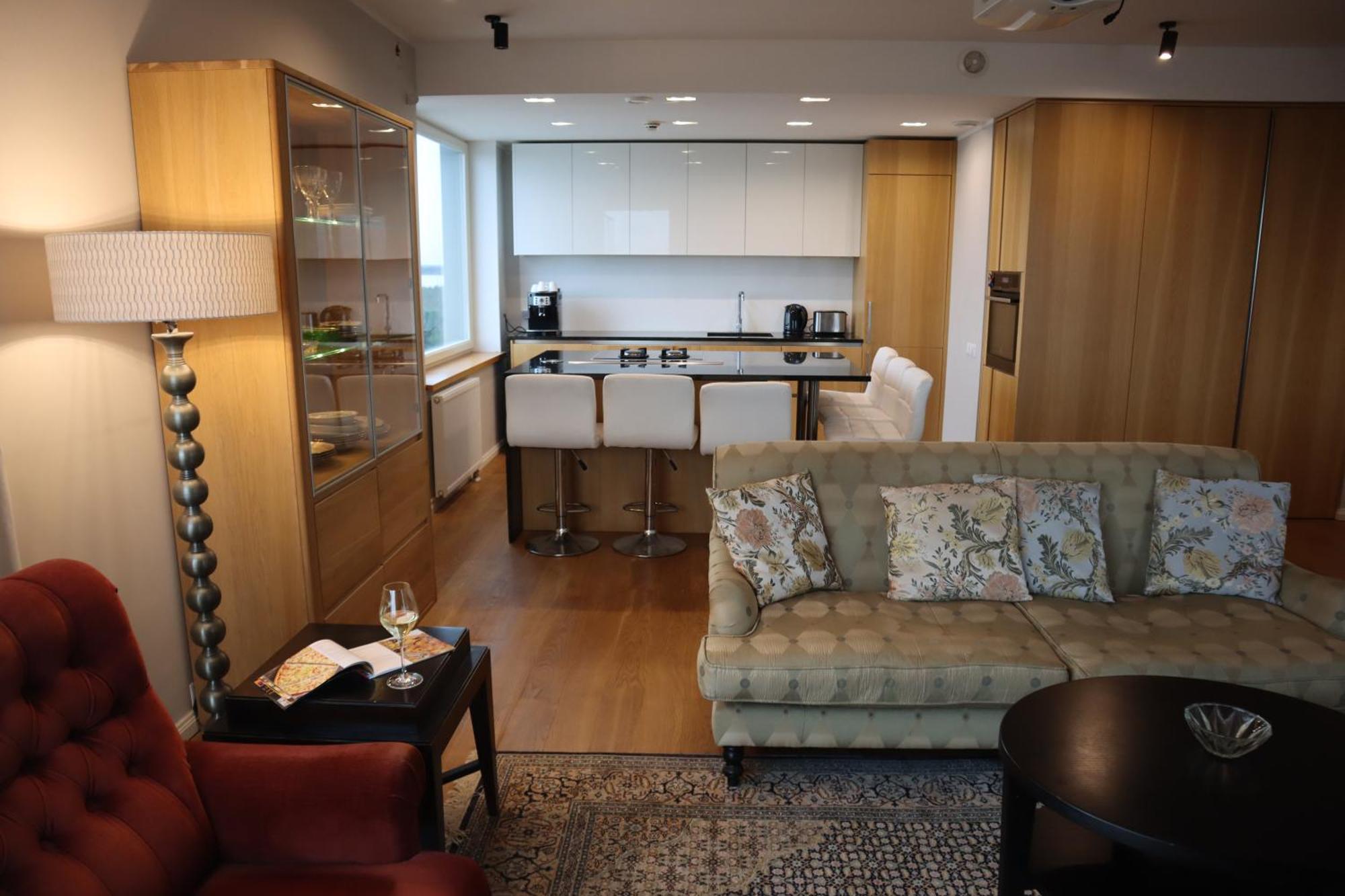 Lelle Luxury Penthouse Talin
