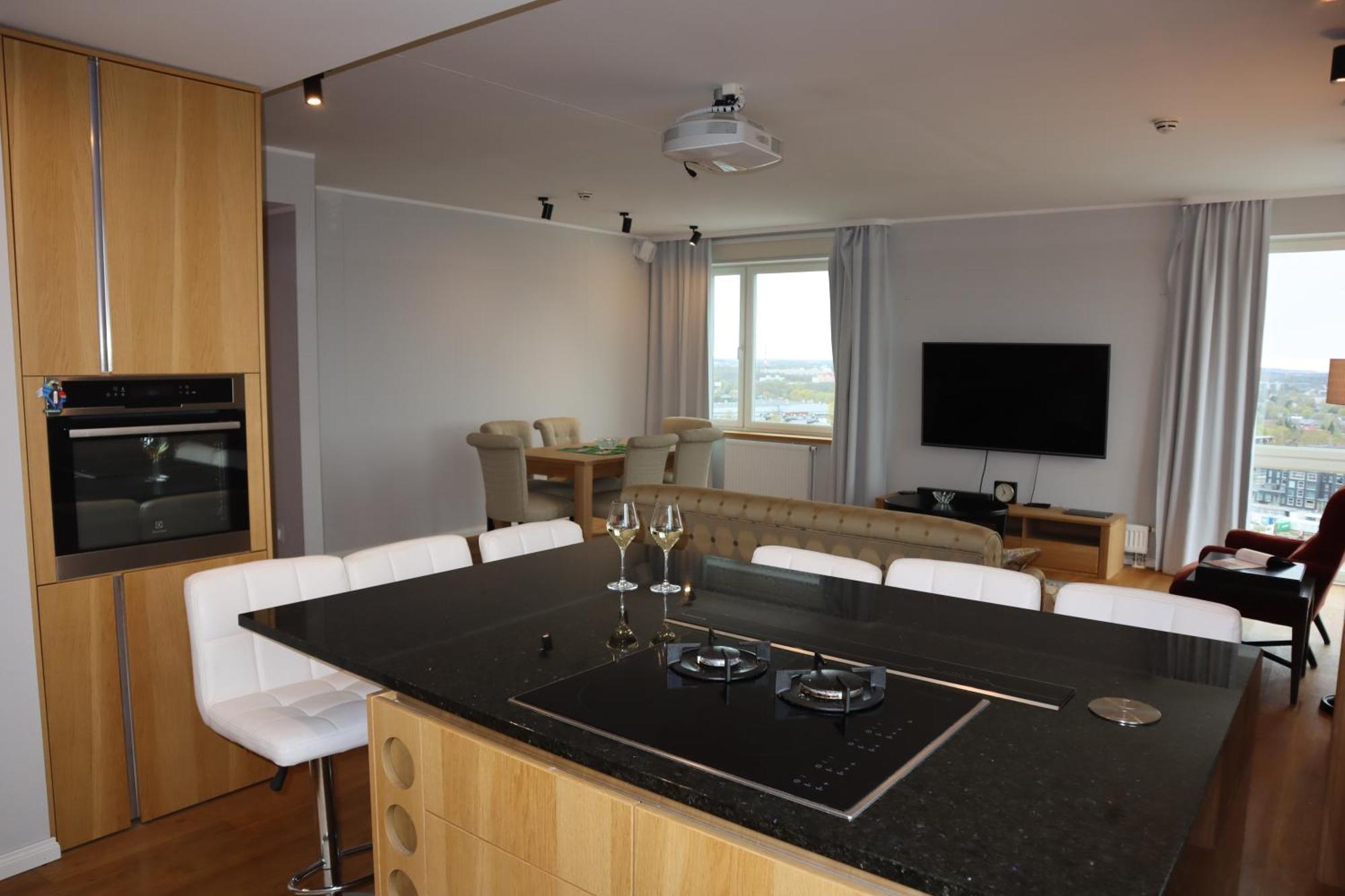 Lelle Luxury Penthouse Talin